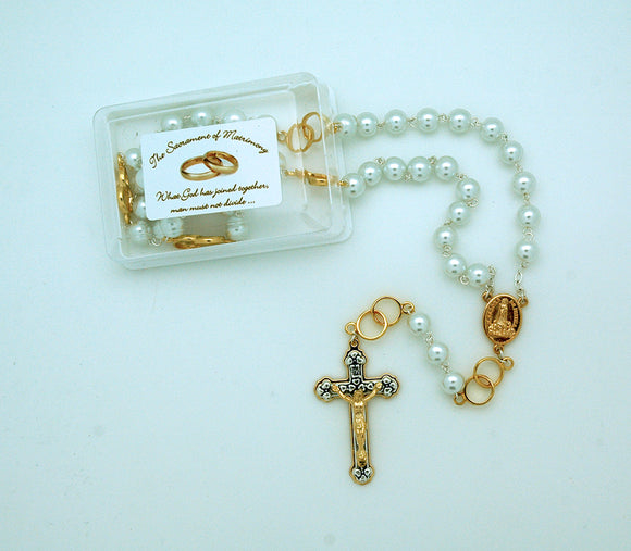 BRIDE'S ROSARY 7MM GLASS PEARL